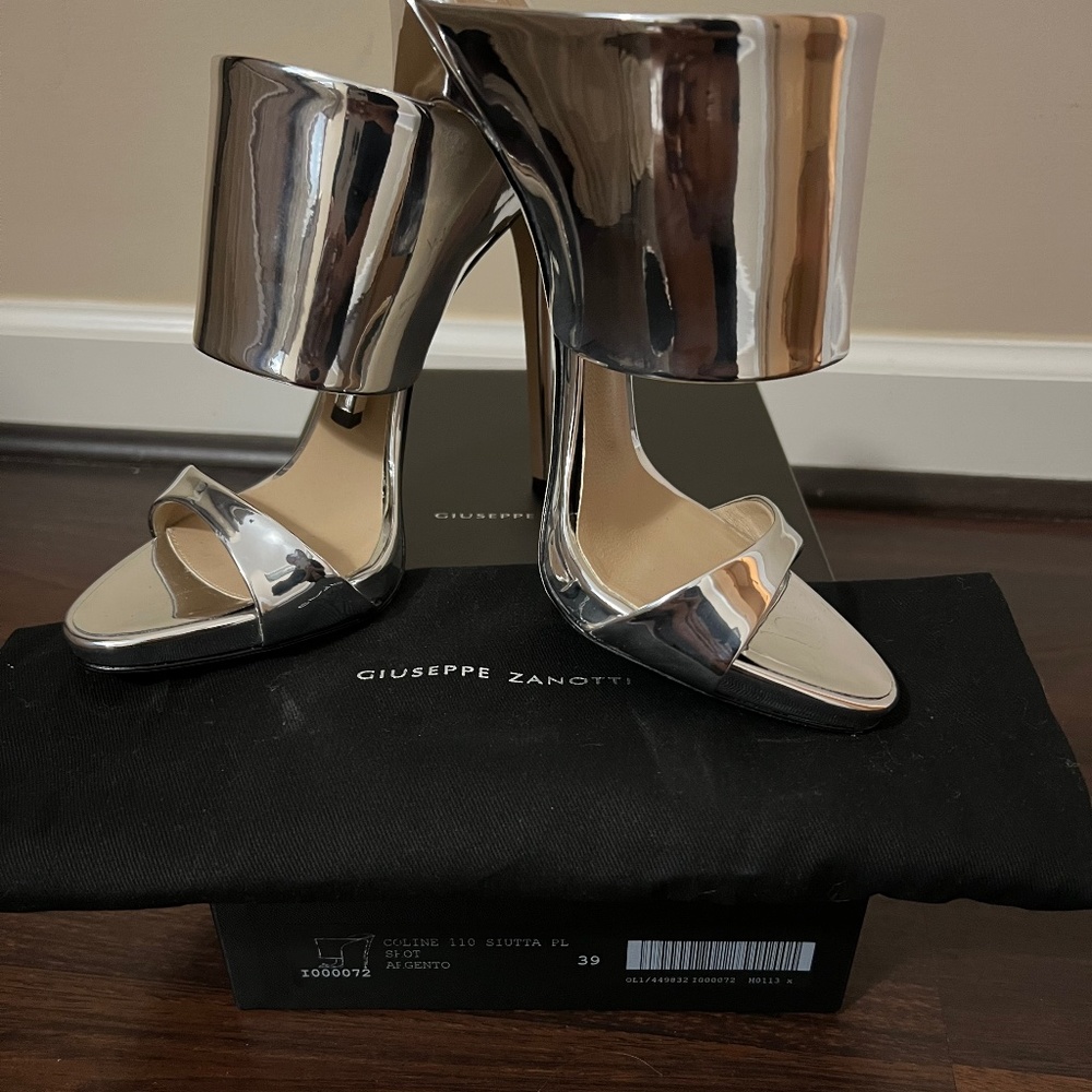 Giuseppe Zanotti Coline 110 Siutta PL